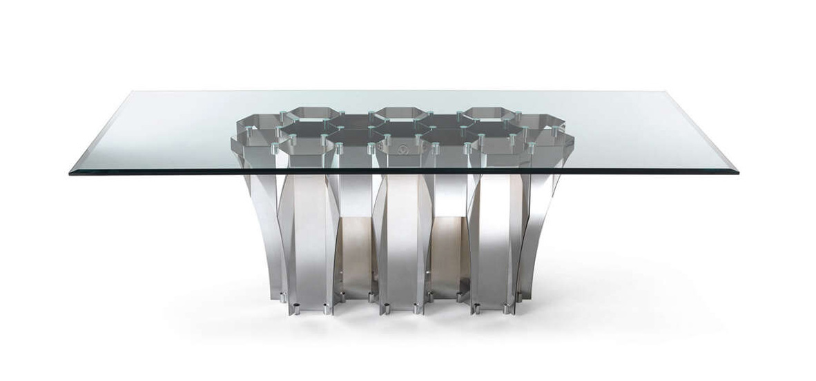 Rchi_Soho_Dining_Table_Slider2